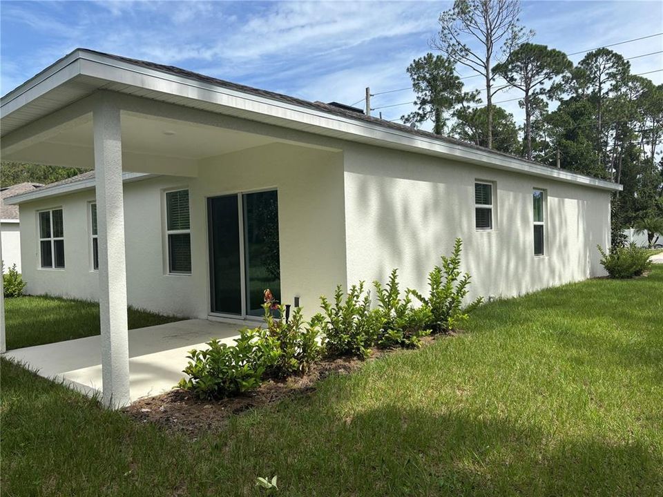 For Sale: $339,900 (3 beds, 2 baths, 1363 Square Feet)