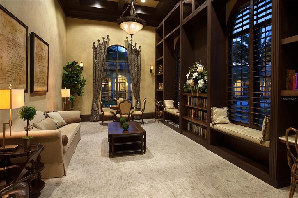 合同活跃: $314,000 (2 贝兹, 2 浴室, 1572 平方英尺)