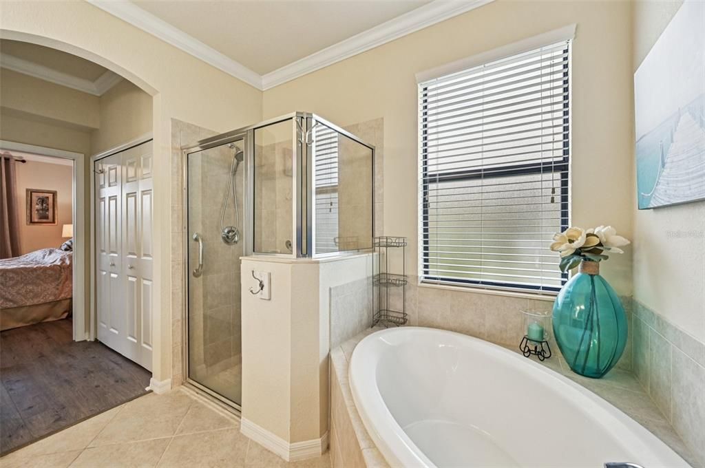 合同活跃: $314,000 (2 贝兹, 2 浴室, 1572 平方英尺)