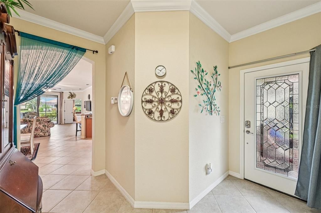 合同活跃: $314,000 (2 贝兹, 2 浴室, 1572 平方英尺)