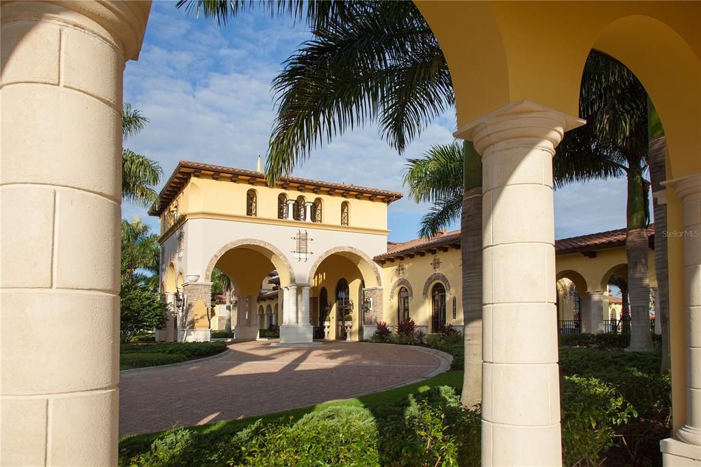 合同活跃: $314,000 (2 贝兹, 2 浴室, 1572 平方英尺)