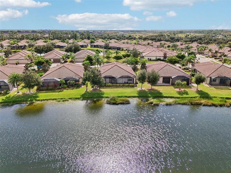 合同活跃: $314,000 (2 贝兹, 2 浴室, 1572 平方英尺)