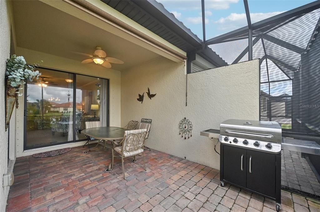 合同活跃: $314,000 (2 贝兹, 2 浴室, 1572 平方英尺)