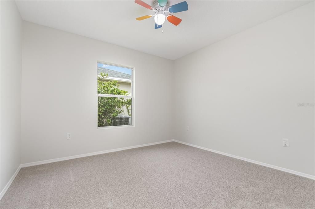 For Sale: $350,000 (3 beds, 3 baths, 2062 Square Feet)