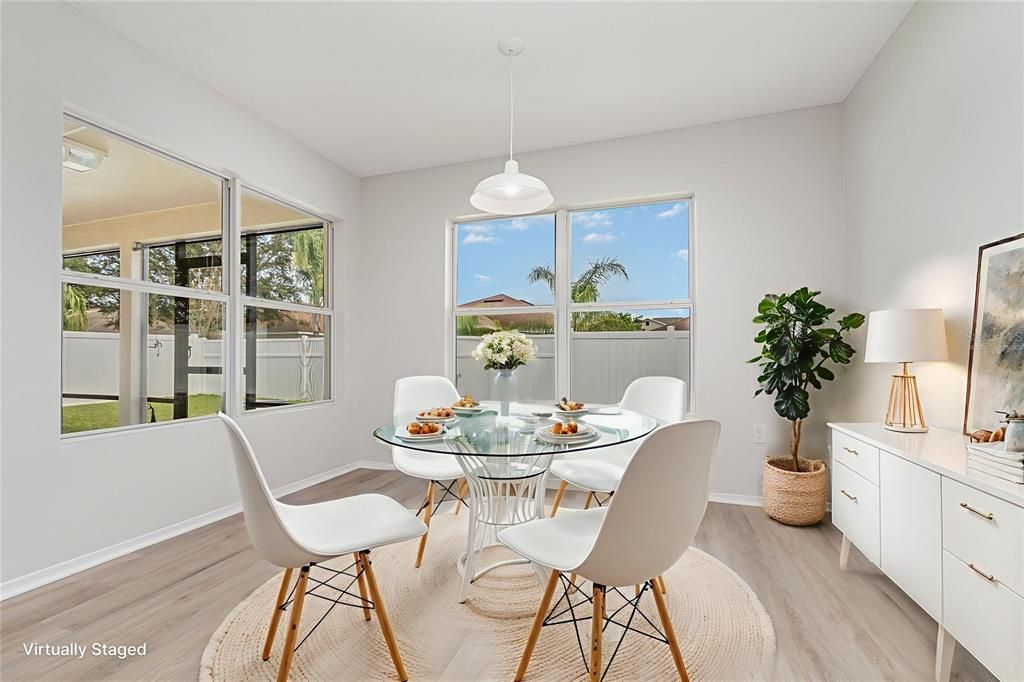 For Sale: $350,000 (3 beds, 3 baths, 2062 Square Feet)