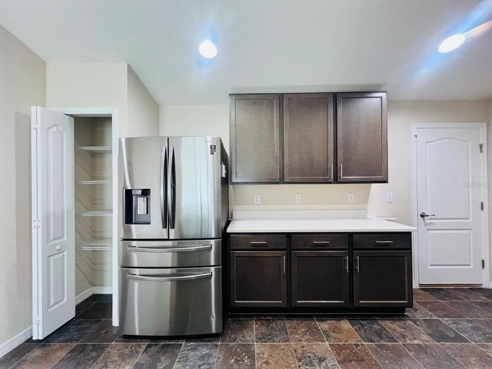 For Sale: $295,000 (3 beds, 2 baths, 1420 Square Feet)