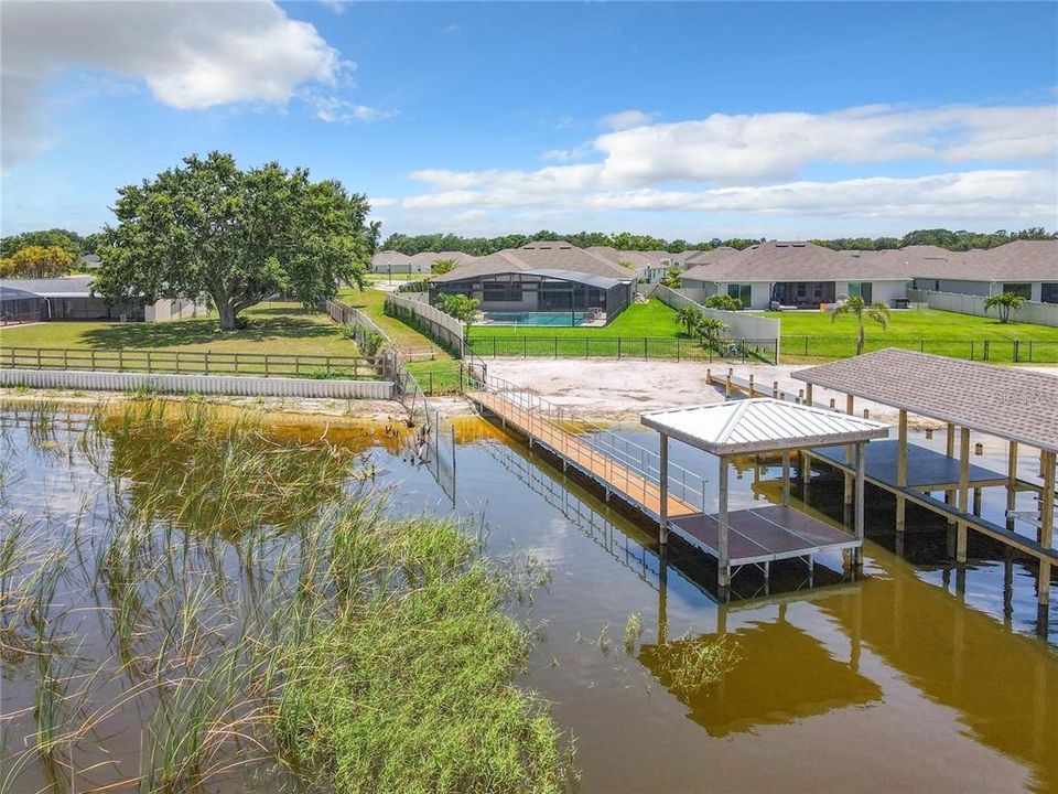 For Sale: $295,000 (3 beds, 2 baths, 1420 Square Feet)