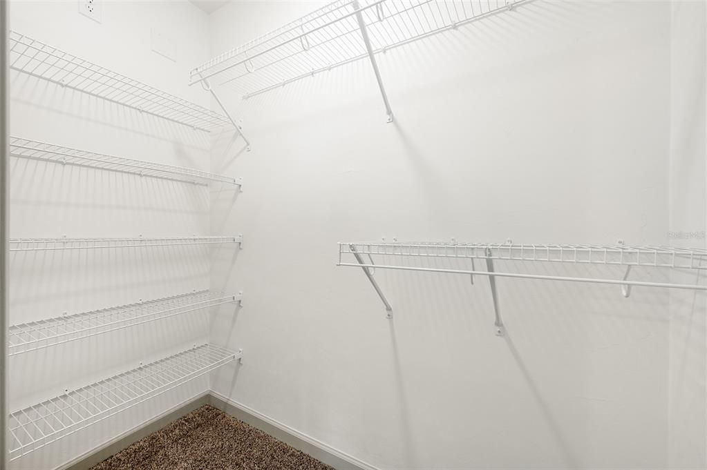 На продажу: $244,900 (3 спален, 2 ванн, 1200 Квадратных фут)