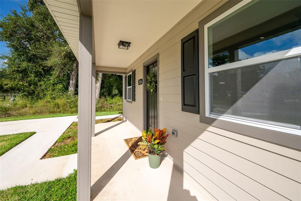 На продажу: $244,900 (3 спален, 2 ванн, 1200 Квадратных фут)