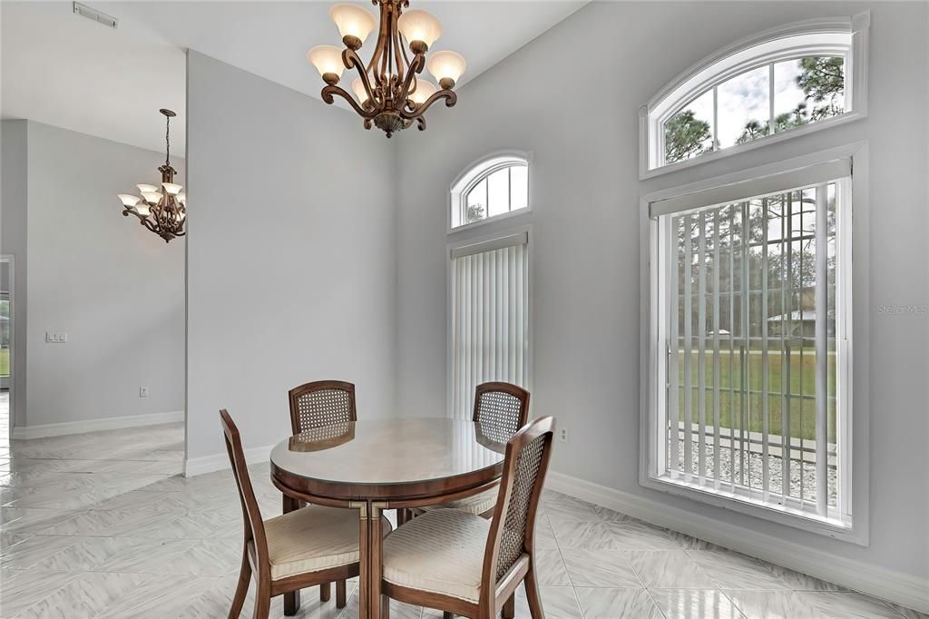 For Sale: $629,000 (5 beds, 3 baths, 2966 Square Feet)