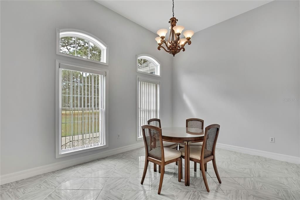 For Sale: $629,000 (5 beds, 3 baths, 2966 Square Feet)