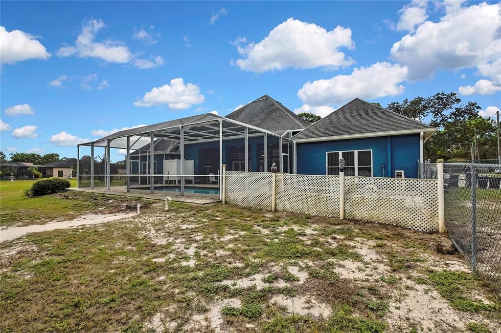 For Sale: $629,000 (5 beds, 3 baths, 2966 Square Feet)