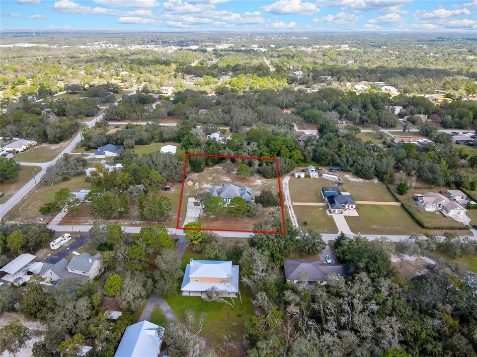 For Sale: $629,000 (5 beds, 3 baths, 2966 Square Feet)