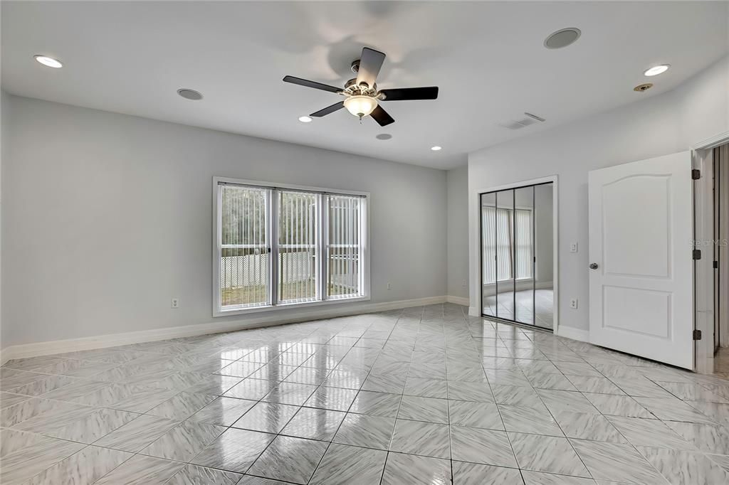 For Sale: $629,000 (5 beds, 3 baths, 2966 Square Feet)