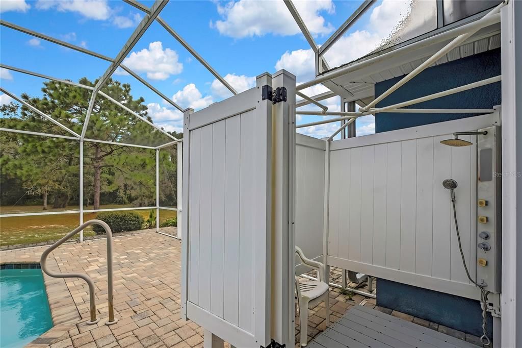 For Sale: $629,000 (5 beds, 3 baths, 2966 Square Feet)