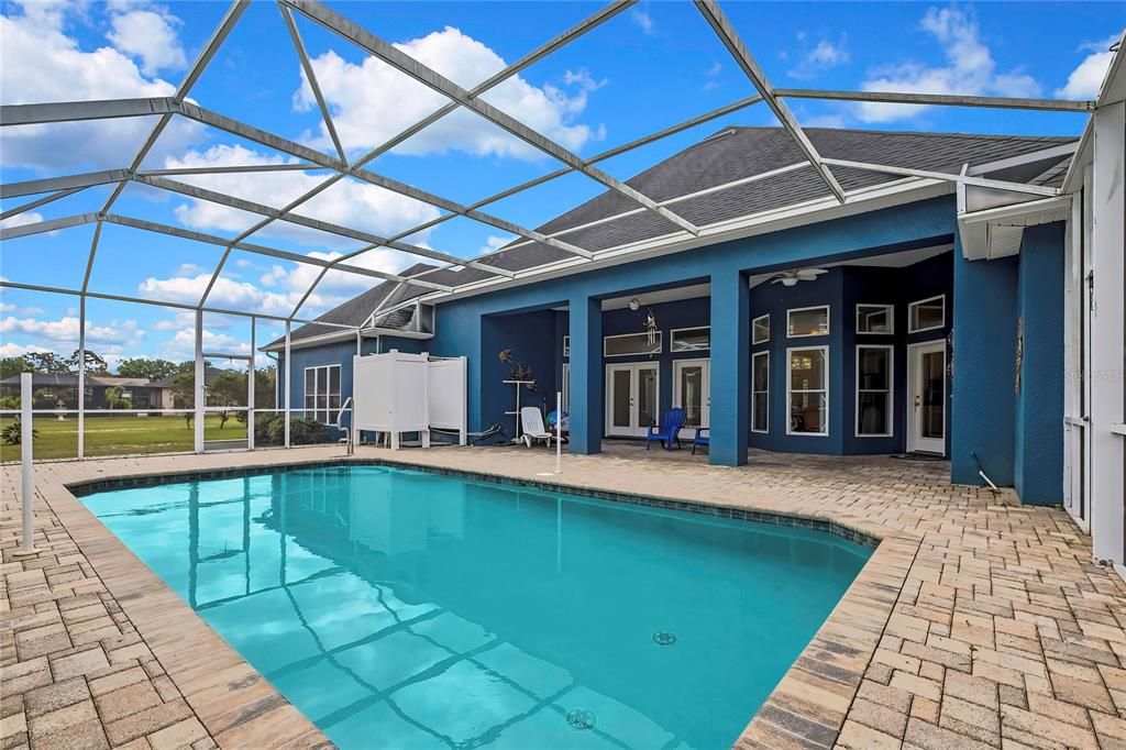 For Sale: $629,000 (5 beds, 3 baths, 2966 Square Feet)