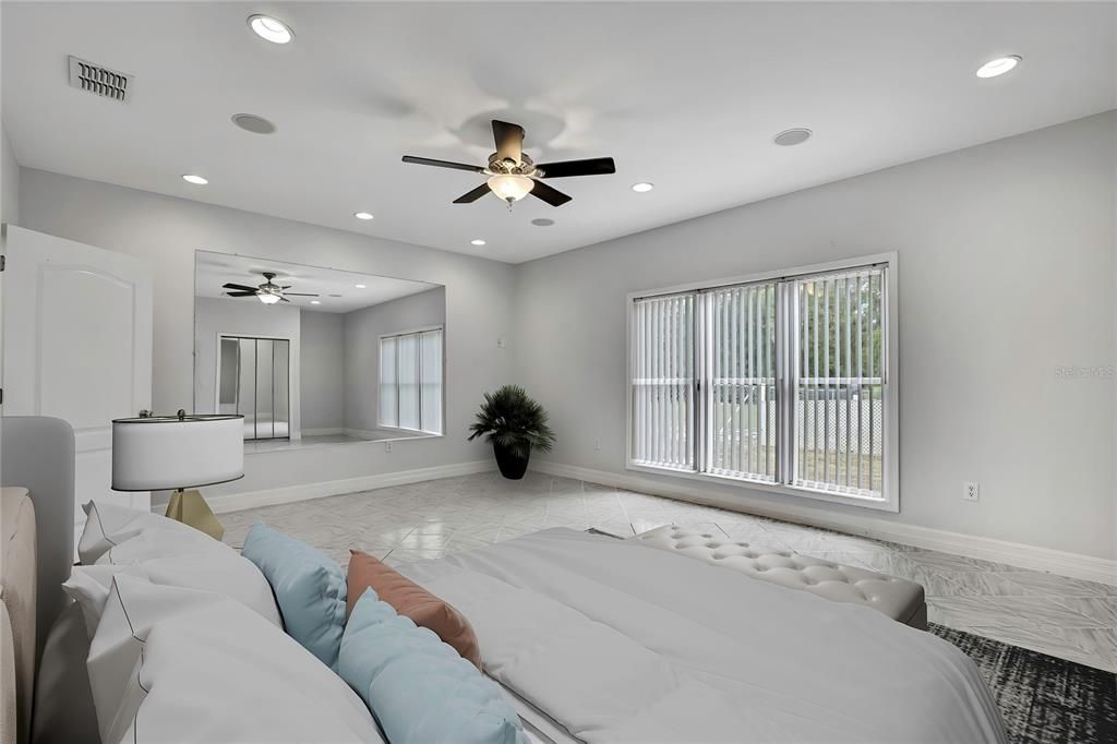 For Sale: $629,000 (5 beds, 3 baths, 2966 Square Feet)