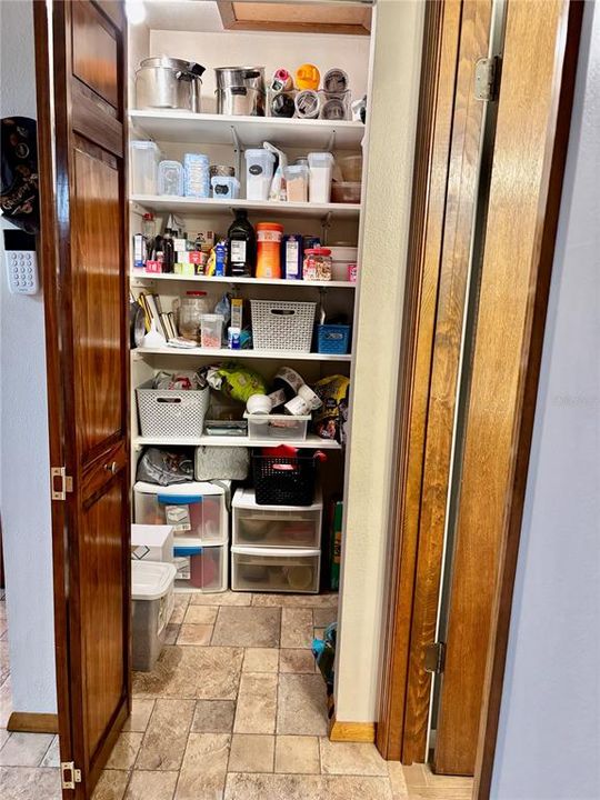 For Sale: $249,900 (3 beds, 2 baths, 2028 Square Feet)