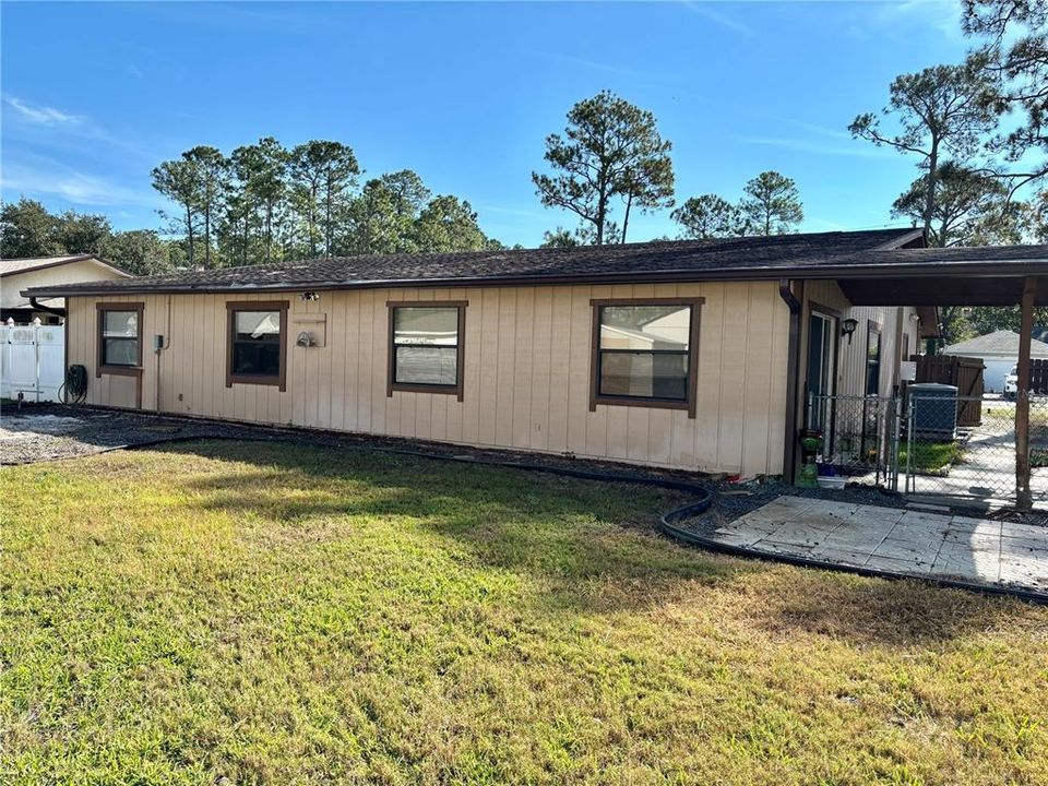 For Sale: $249,900 (3 beds, 2 baths, 2028 Square Feet)