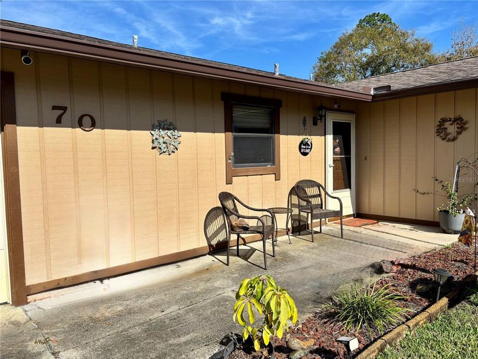 For Sale: $249,900 (3 beds, 2 baths, 2028 Square Feet)