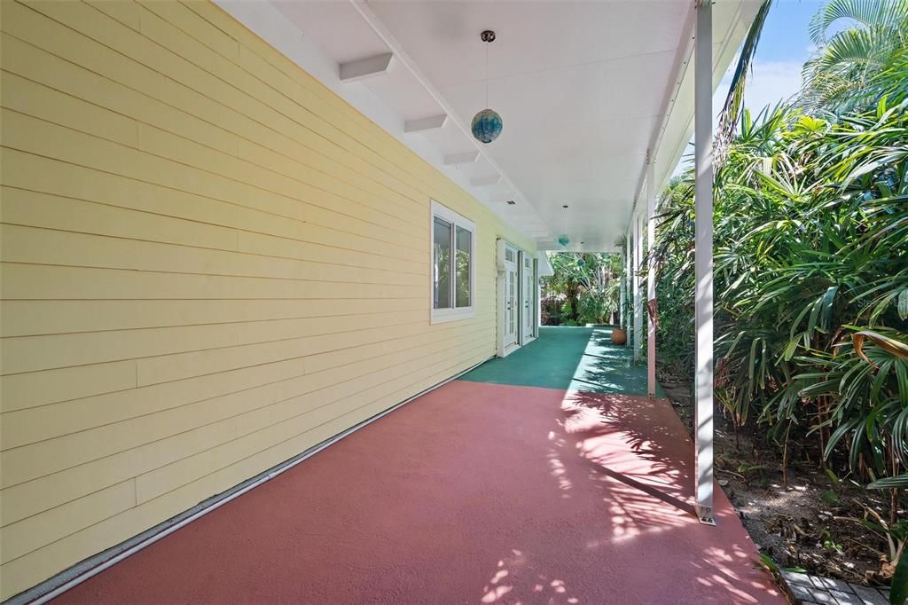 Activo con contrato: $1,349,000 (4 camas, 4 baños, 2863 Pies cuadrados)