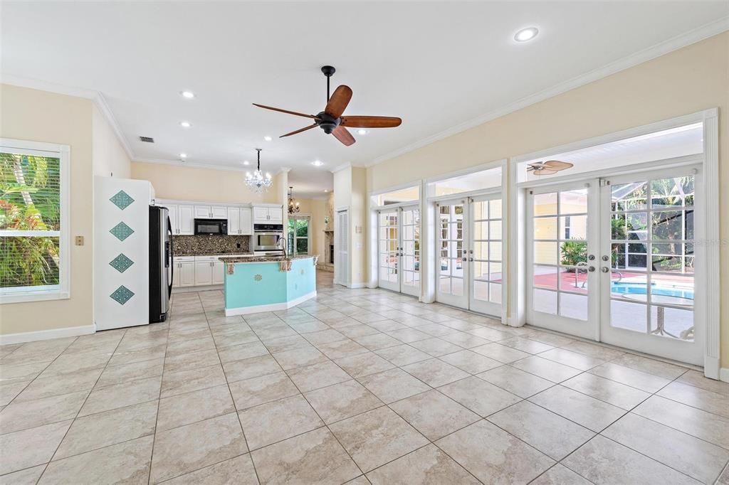 Activo con contrato: $1,349,000 (4 camas, 4 baños, 2863 Pies cuadrados)