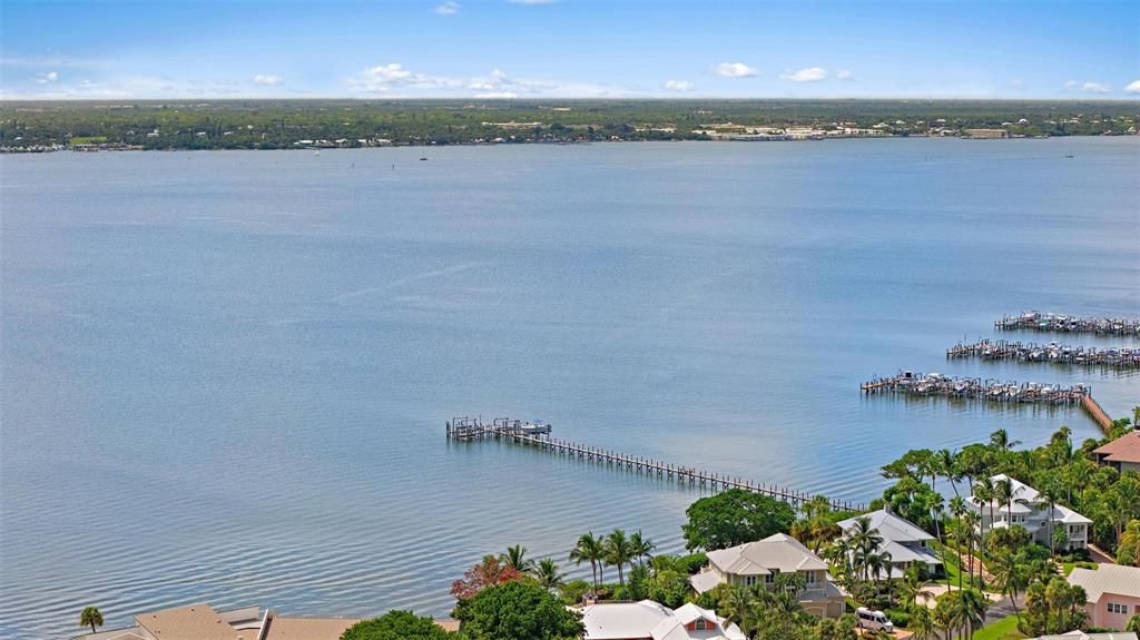 Activo con contrato: $1,349,000 (4 camas, 4 baños, 2863 Pies cuadrados)