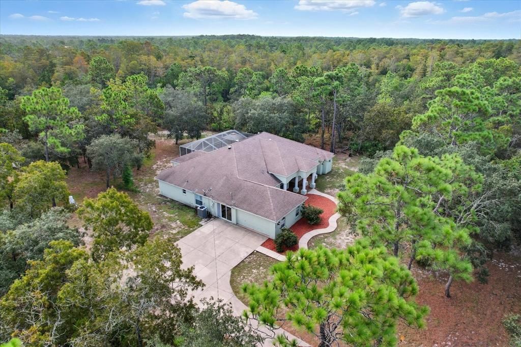 Под контрактом: $539,000 (4 спален, 3 ванн, 3143 Квадратных фут)