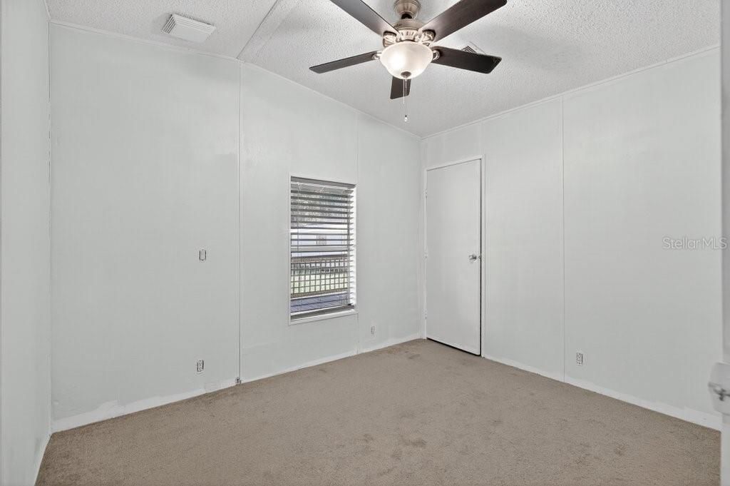 En Venta: $325,000 (3 camas, 2 baños, 1404 Pies cuadrados)