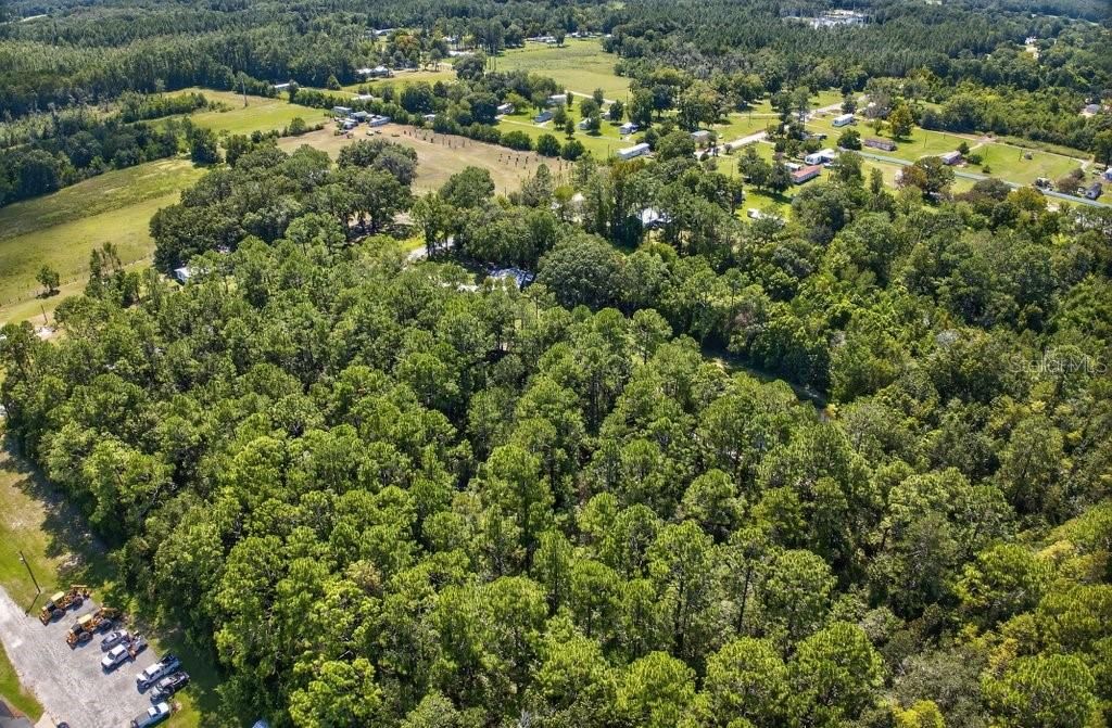 En Venta: $325,000 (3 camas, 2 baños, 1404 Pies cuadrados)