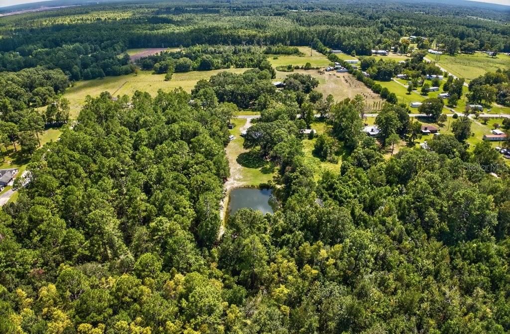 En Venta: $325,000 (3 camas, 2 baños, 1404 Pies cuadrados)