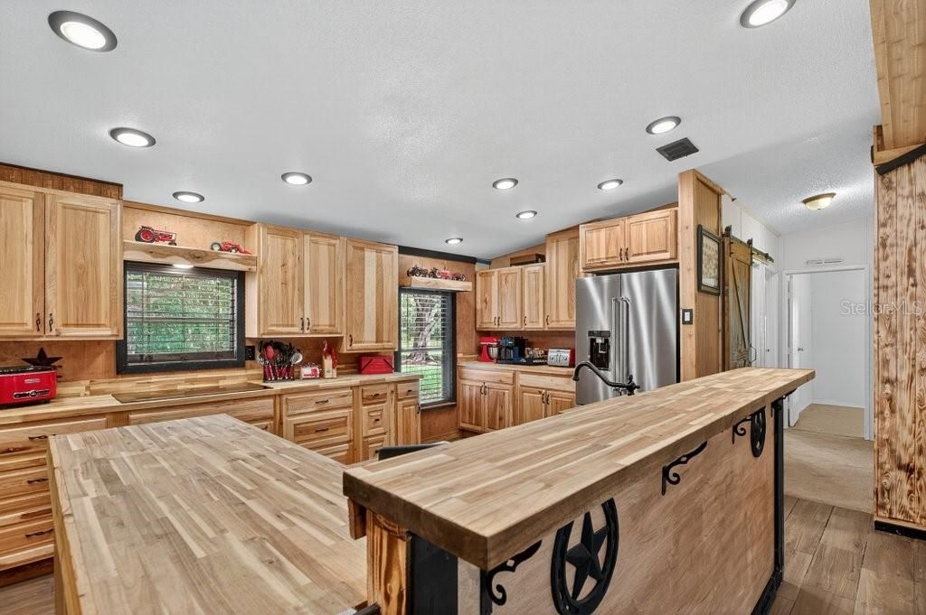 En Venta: $325,000 (3 camas, 2 baños, 1404 Pies cuadrados)