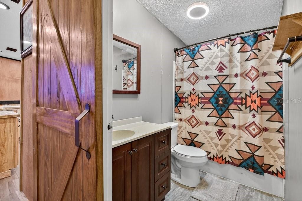 En Venta: $325,000 (3 camas, 2 baños, 1404 Pies cuadrados)