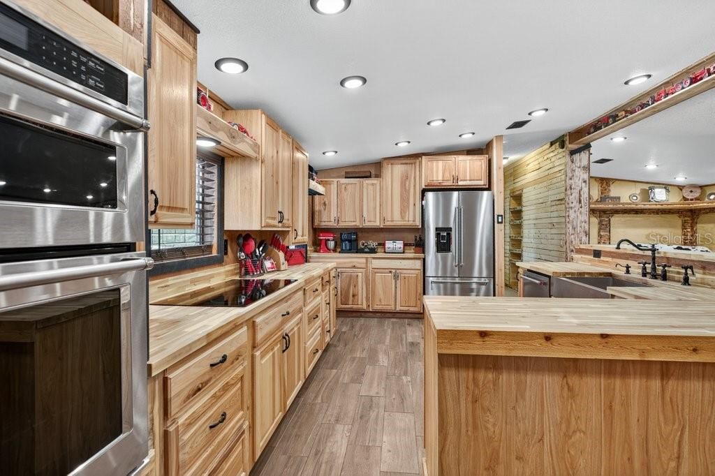 En Venta: $325,000 (3 camas, 2 baños, 1404 Pies cuadrados)