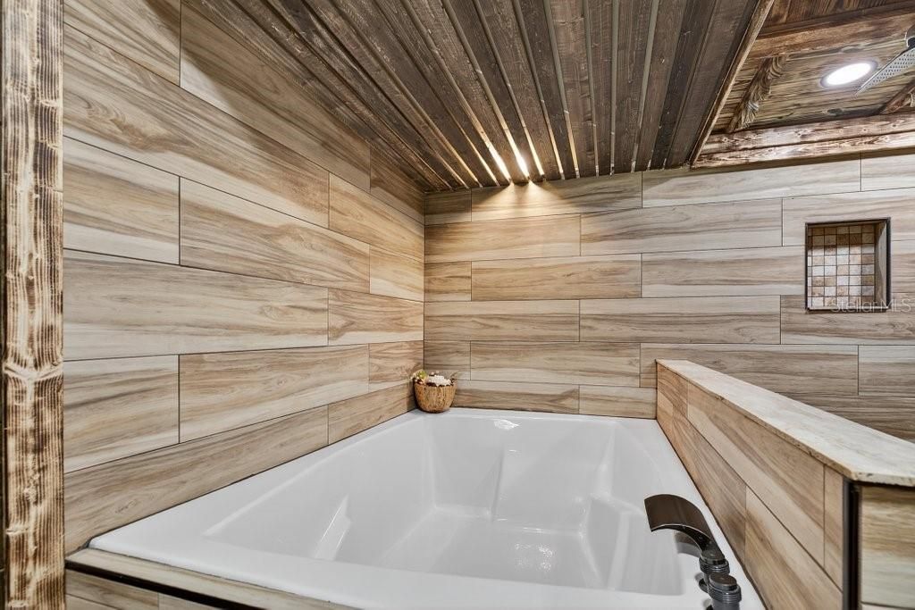 En Venta: $325,000 (3 camas, 2 baños, 1404 Pies cuadrados)