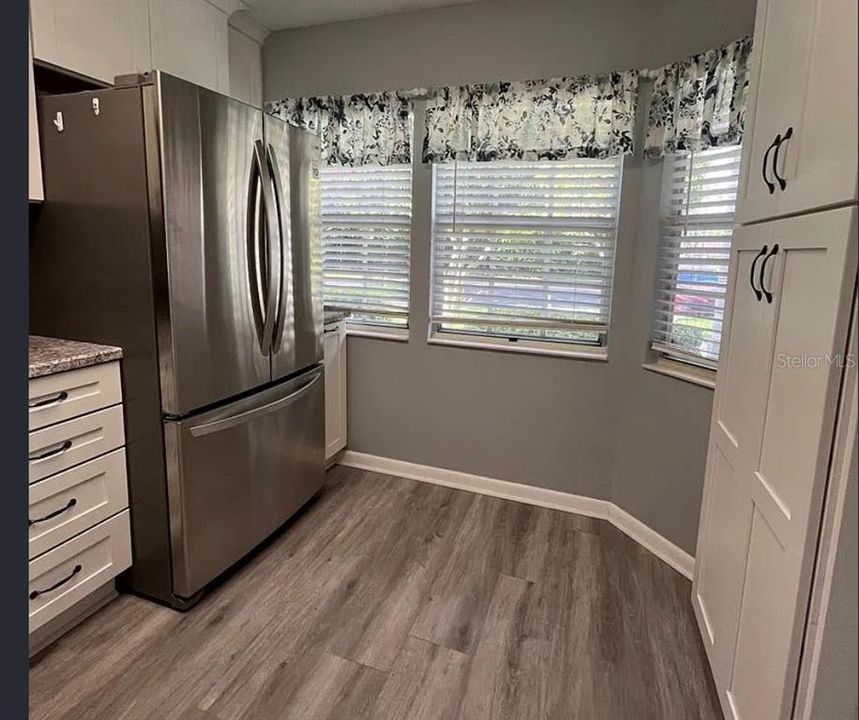 For Sale: $199,900 (2 beds, 2 baths, 1021 Square Feet)