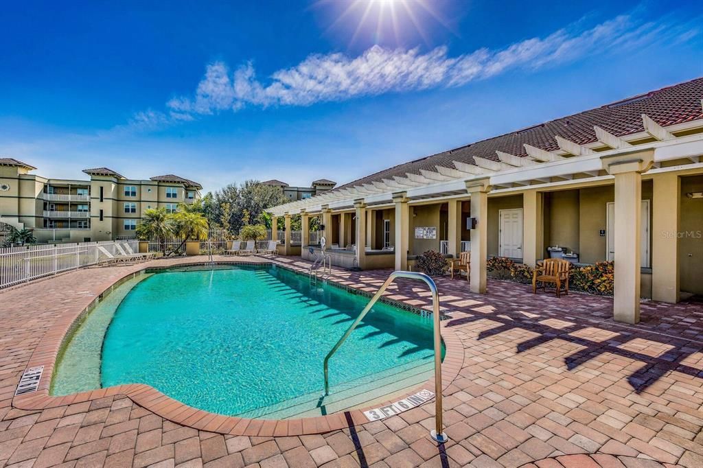 For Sale: $299,900 (3 beds, 2 baths, 1837 Square Feet)