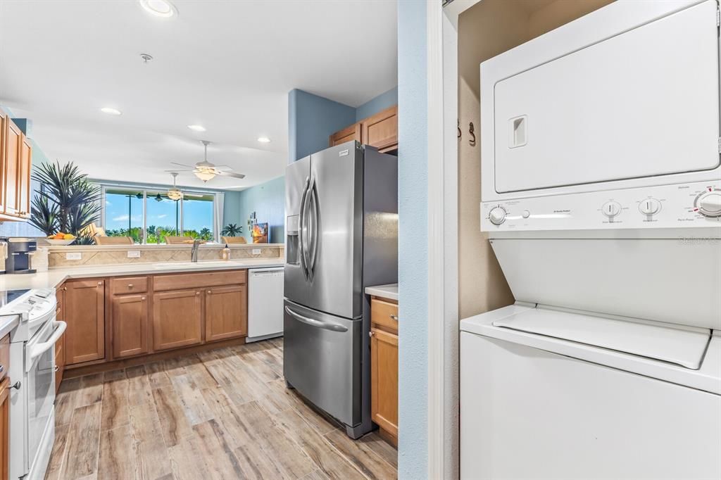 For Sale: $299,900 (3 beds, 2 baths, 1837 Square Feet)