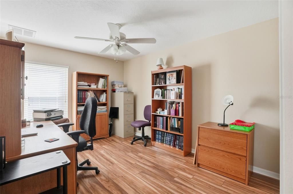 For Sale: $349,900 (3 beds, 2 baths, 2032 Square Feet)