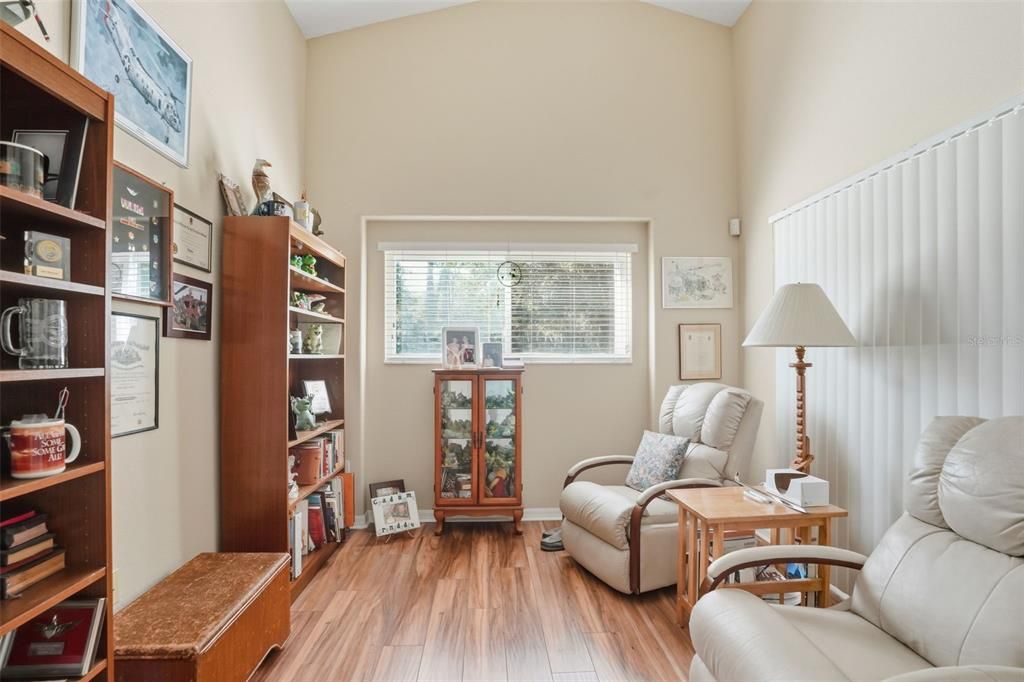 For Sale: $349,900 (3 beds, 2 baths, 2032 Square Feet)