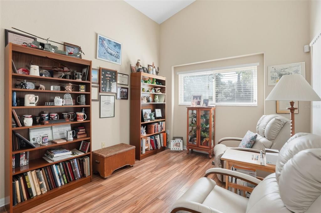 For Sale: $349,900 (3 beds, 2 baths, 2032 Square Feet)