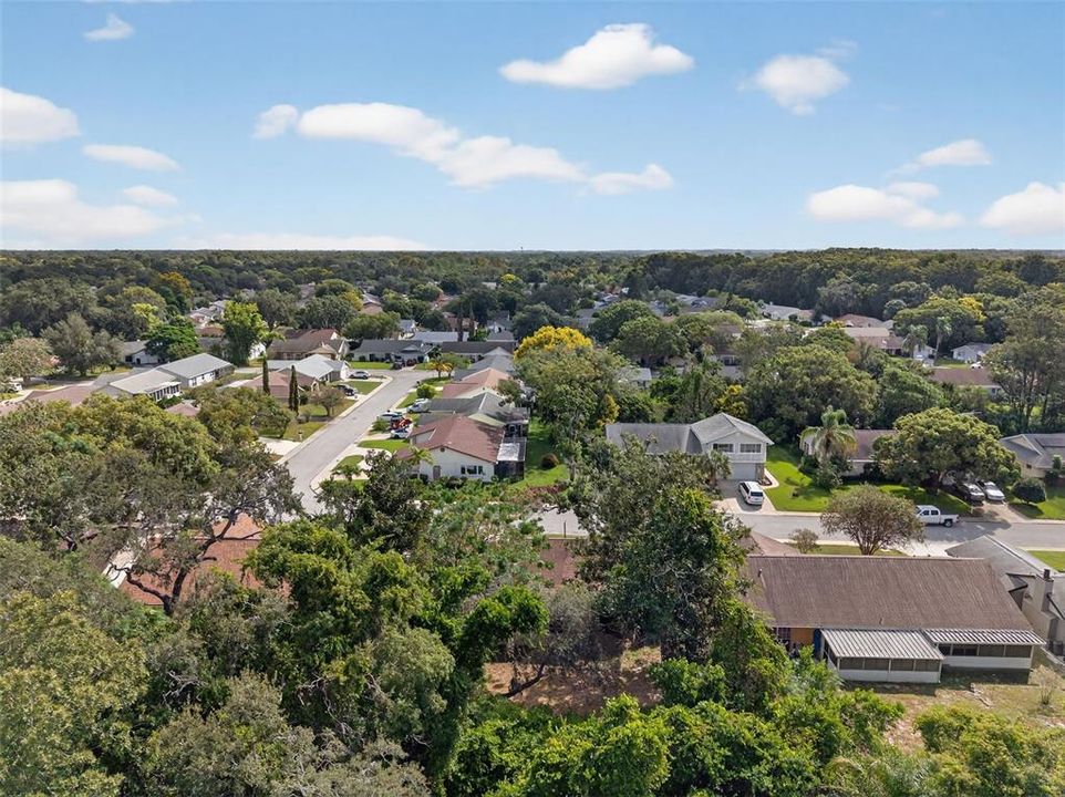 Active With Contract: $199,900 (3 beds, 2 baths, 1284 Square Feet)