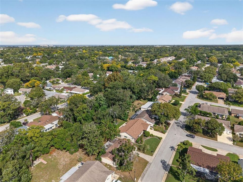 Active With Contract: $199,900 (3 beds, 2 baths, 1284 Square Feet)