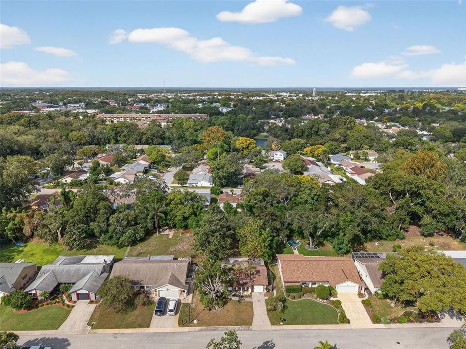 Active With Contract: $199,900 (3 beds, 2 baths, 1284 Square Feet)