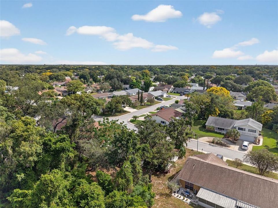 Active With Contract: $199,900 (3 beds, 2 baths, 1284 Square Feet)