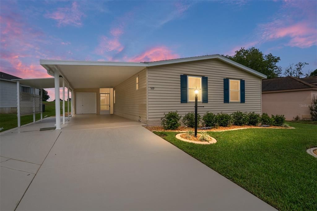 最近售出: $229,900 (2 贝兹, 2 浴室, 1248 平方英尺)