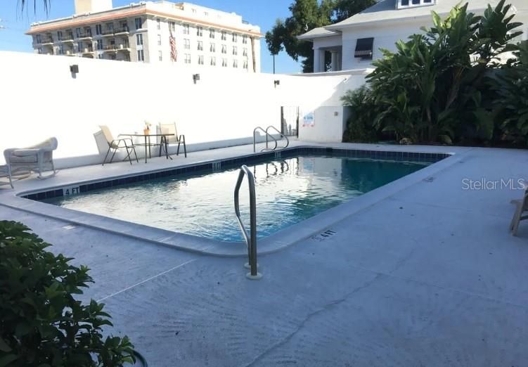 出租: $1,995 (2 贝兹, 2 浴室, 1408 平方英尺)