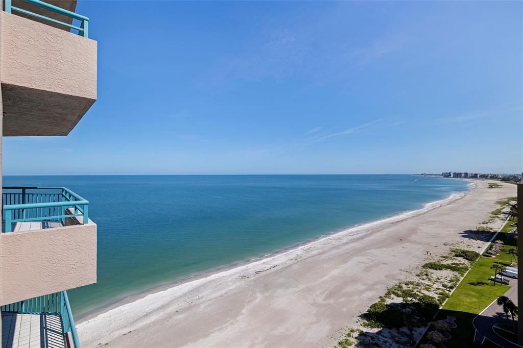 For Sale: $1,850,000 (3 beds, 2 baths, 1942 Square Feet)