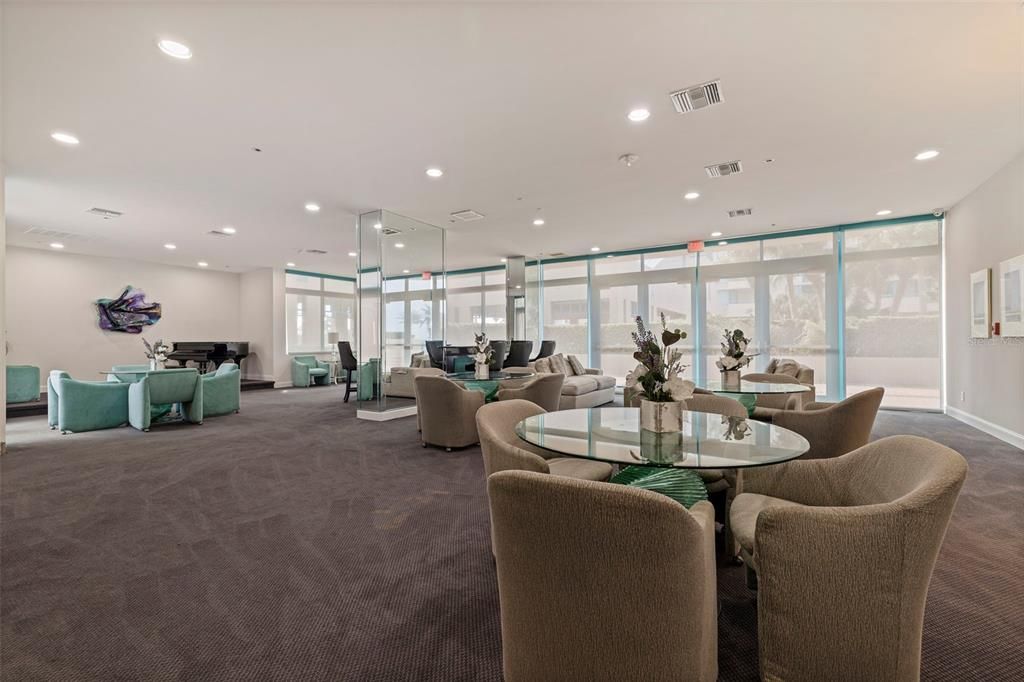 For Sale: $1,850,000 (3 beds, 2 baths, 1942 Square Feet)