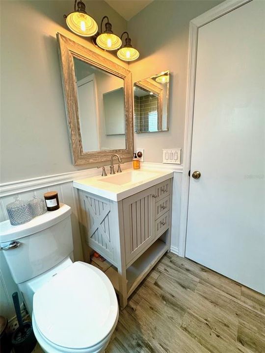 For Sale: $320,000 (3 beds, 2 baths, 1252 Square Feet)